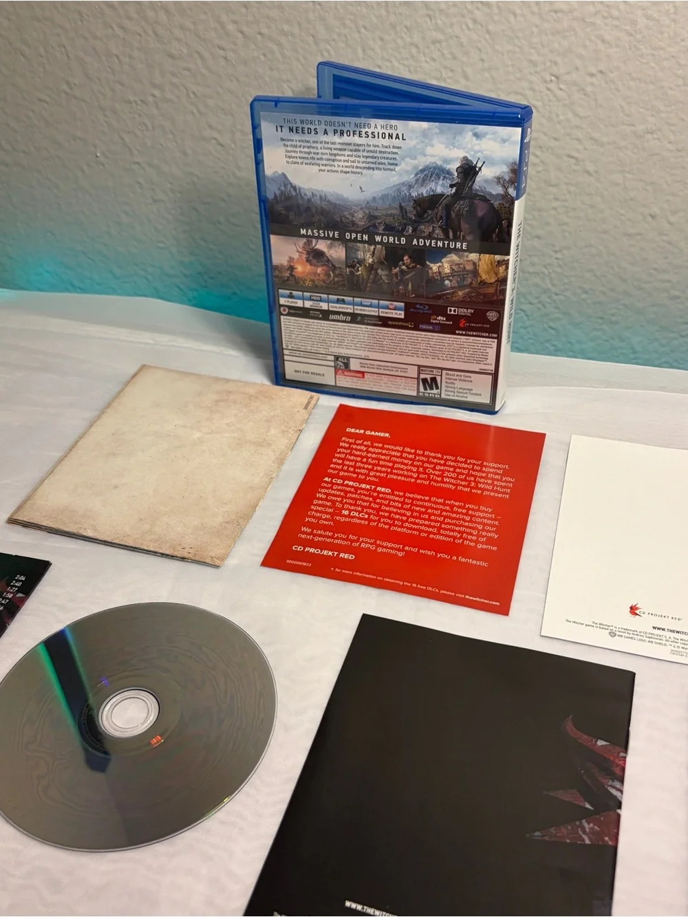 Witcher 3: Wild Hunt (Sony Playstation 4 PS4, 2015) Tested & Works CIB Complete